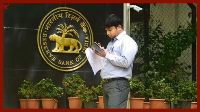 RBI ने रद्द किए 2 बैंकों के लाइसेंस, जानें ग्राहकों पर क्या होगा असर.....?