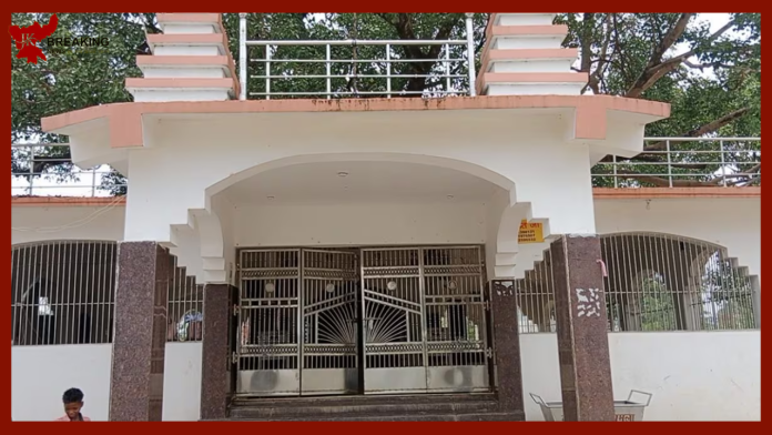 Sawan 2023 : बुढ़वा महादेव मंदिर में सावन में उमड़ती है भक्तों की भीड़, इस मंदिर का इतिहास 100 वर्षों से भी अधिक पुराना है