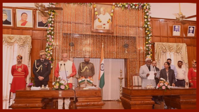 Champai Soren became the new Chief Minister of Jharkhand, two MLAs from Congress-RJD quota took oath as ministers.
