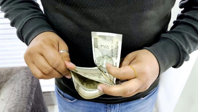 Salary Hike : How much will the salary of new government employees increase in the 8th Pay Commission, know the answer here