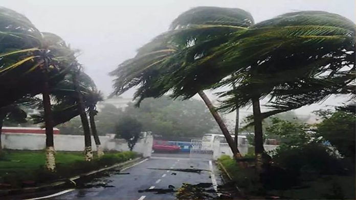 Jharkhand Rain Alert : Monsoon will take a dangerous form in Jharkhand, weather will show its fierce form in Gumla, Ranchi today, IMD alert